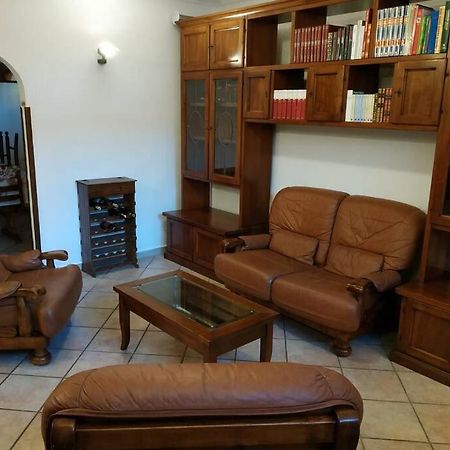 Camera Confortevole Tra Roma E Ostia Acilia Exteriér fotografie